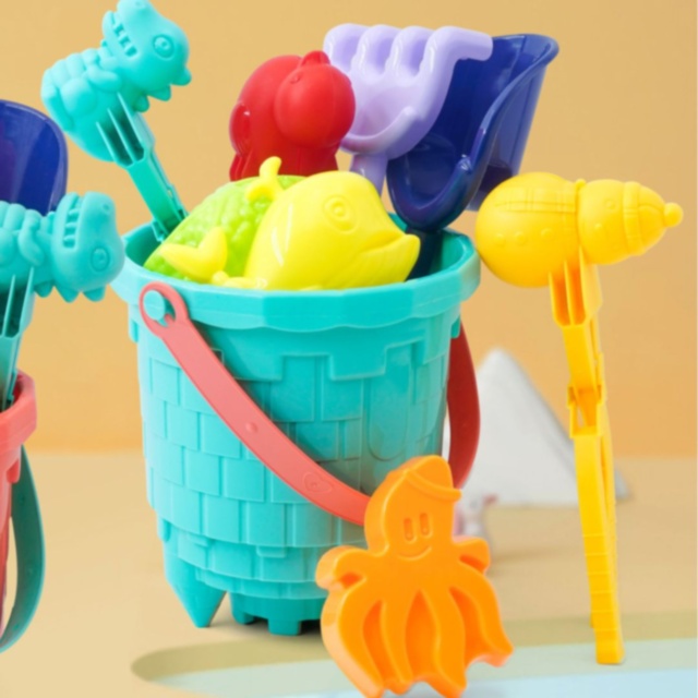 Set Jucării de Plajă cu Găletușă Texturată și Forme Marine (culoare aleatorie)