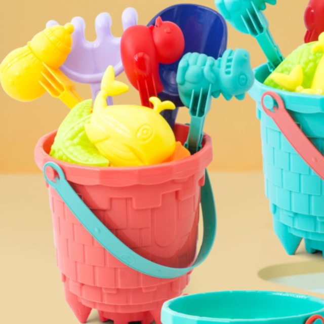 Set Jucării de Plajă cu Găletușă Texturată și Forme Marine (culoare aleatorie)