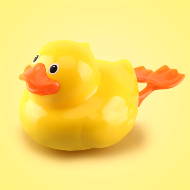 Rața jucărie pentru baie cu înot automat