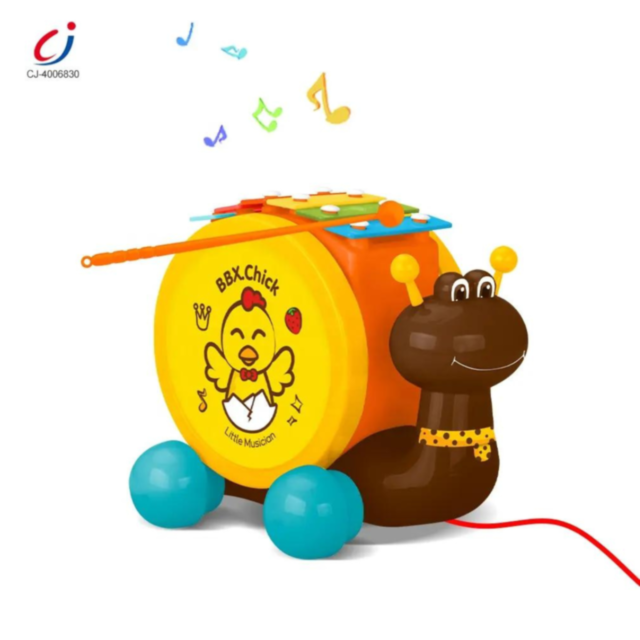 Melc cu Xilofon Muzical – Distracție și Educație pentru Micii Muzicieni