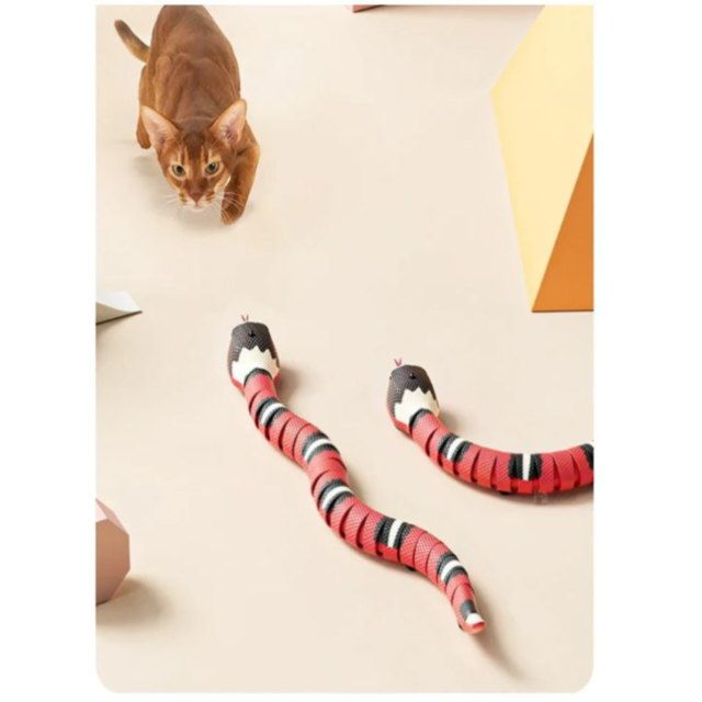 Șarpe electric cu mișcare realistă 