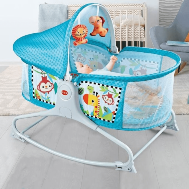 Pătuț Leagăn pentru Bebeluși cu Vibrații, Muzică și Jucării Suspendate – Model Jungle