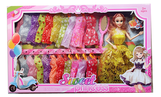 Păpușă Sweet Princess cu 19 Rochii și Oglindă