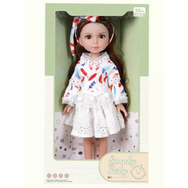 Păpușă Colecționabilă cu Rochie Albă din Dantelă și Fundă Asortată – 35 cm