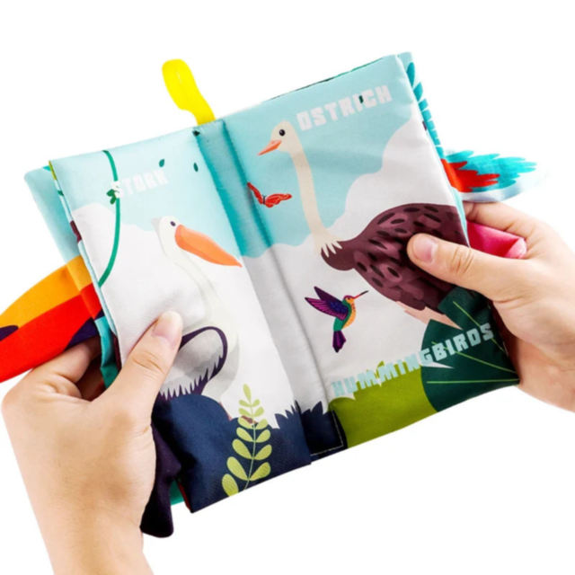 Carte Interactivă Textilă cu Animale și Cozi Amuzante