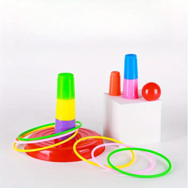 Set de Aruncat Inele Colorate pe Stativ – Joc de Îndemânare și Distracție pentru Copii și Familie