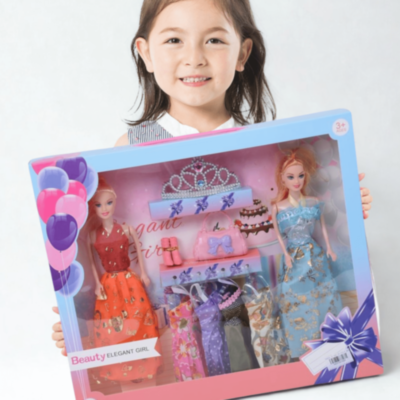 Set Păpuși Elegante cu Rochii și Accesorii (culori rochii aleatorii) | image