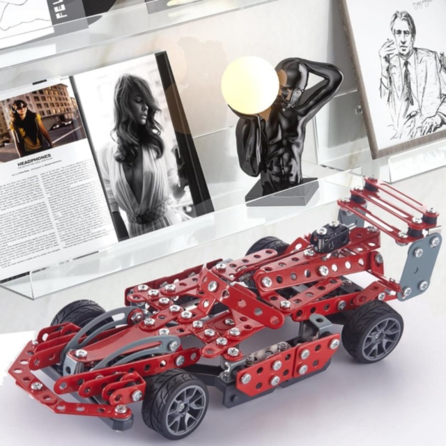 Set construcție metalic mașină de curse STEM